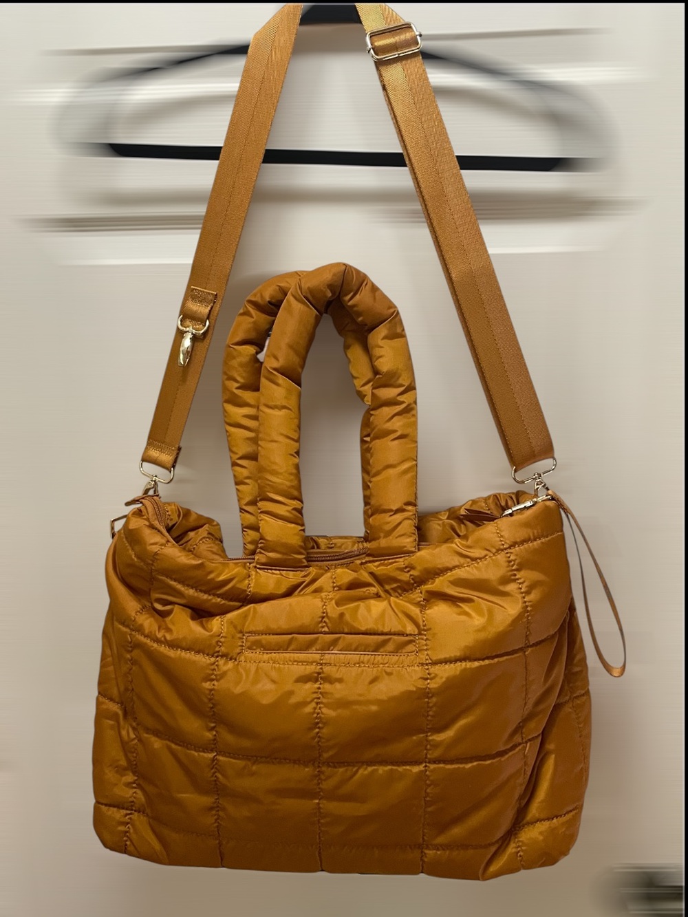 Isaac Mizrahi Quilted Puffer Shoulder & Crossbody Travel Bag in Tan - Picture 2 of 16